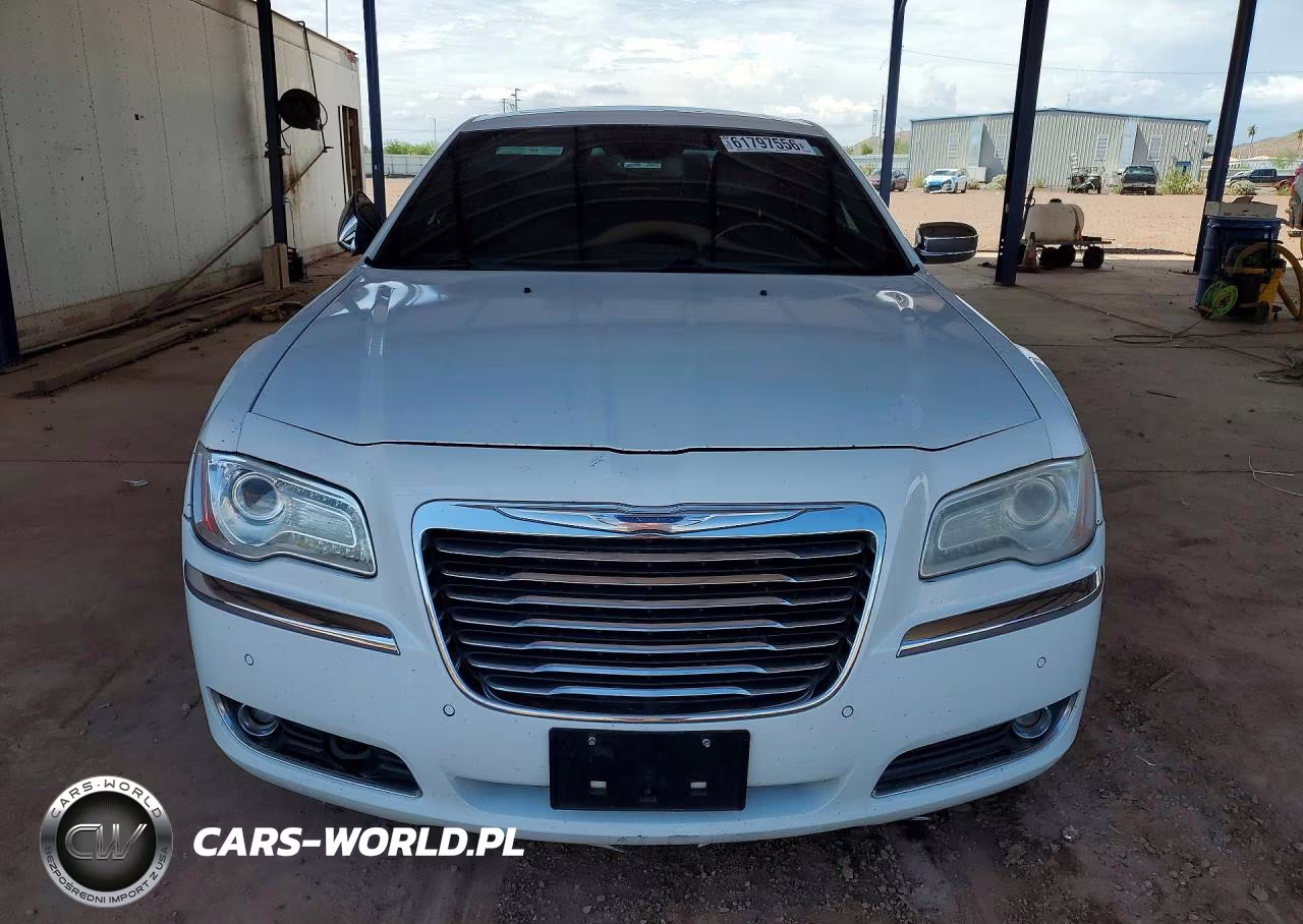 2011 Chrysler 300C VIN:2C3CA6CT2BH599361 - 5