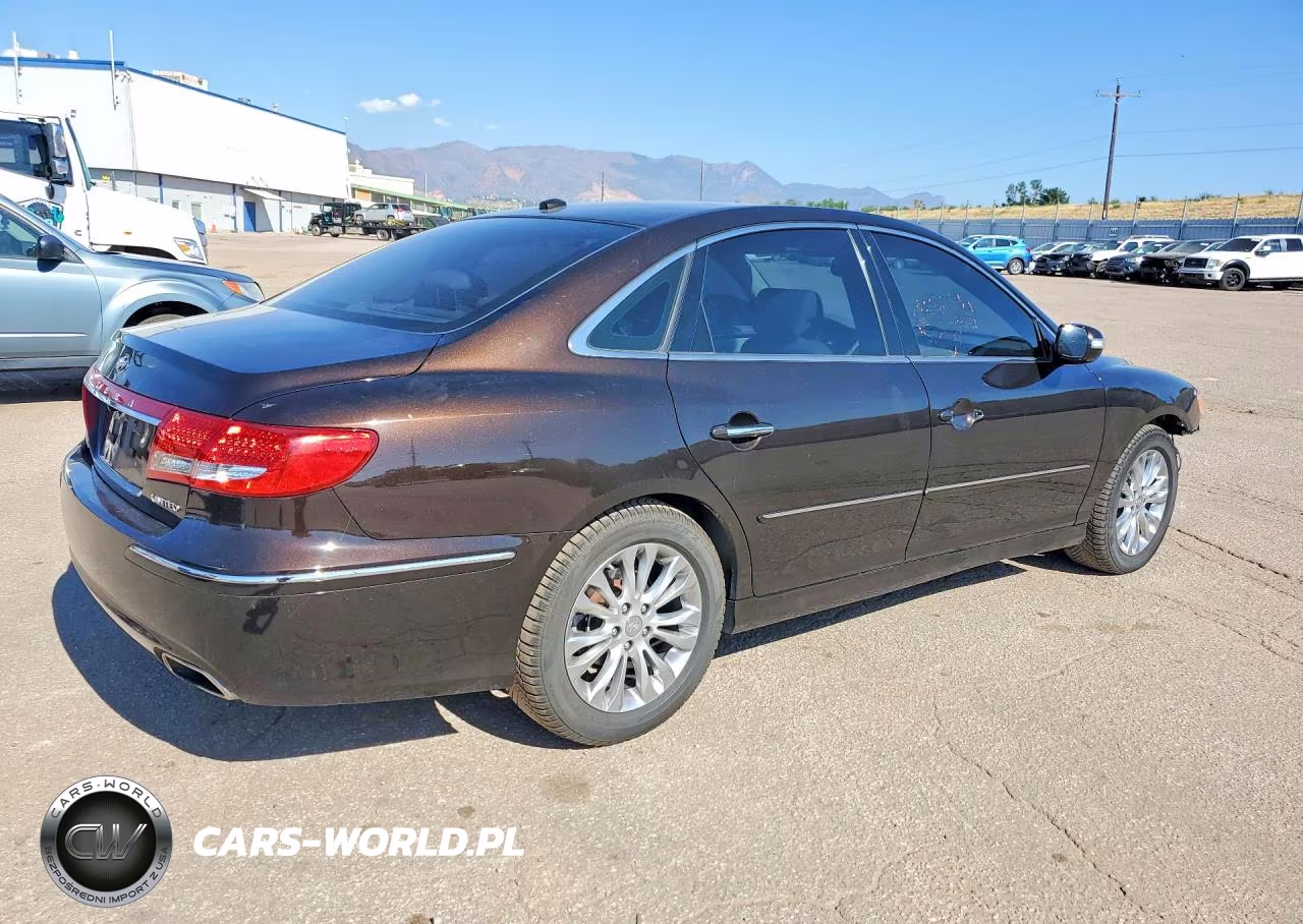 2011 Hyundai Azera Limited VIN:KMHFC4DF7BA516758 - 3