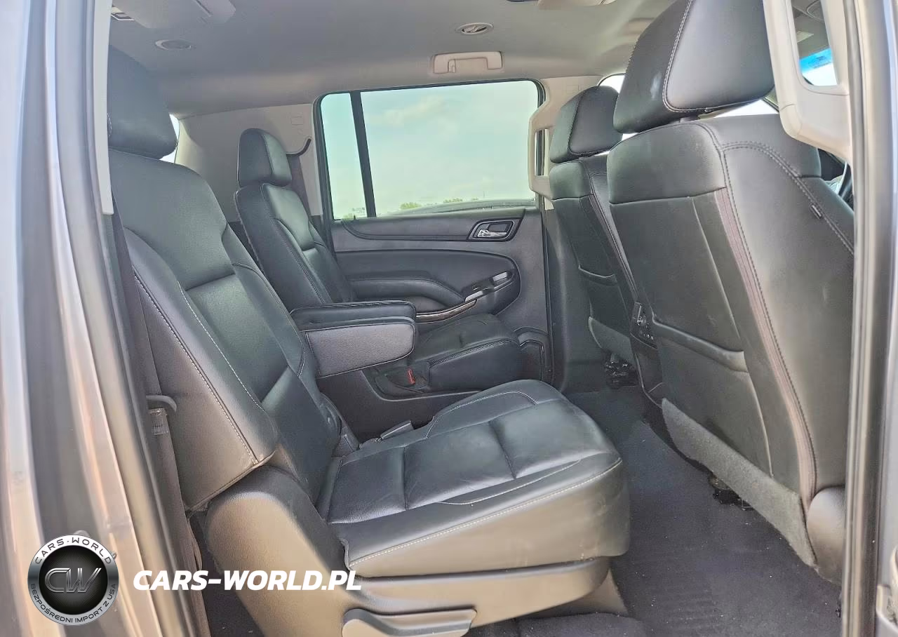 2019 Chevrolet Suburban C1500 Lt VIN:1GNSCHKC9KR359830 - 11
