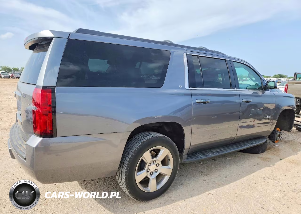 2019 Chevrolet Suburban C1500 Lt VIN:1GNSCHKC9KR359830 - 3