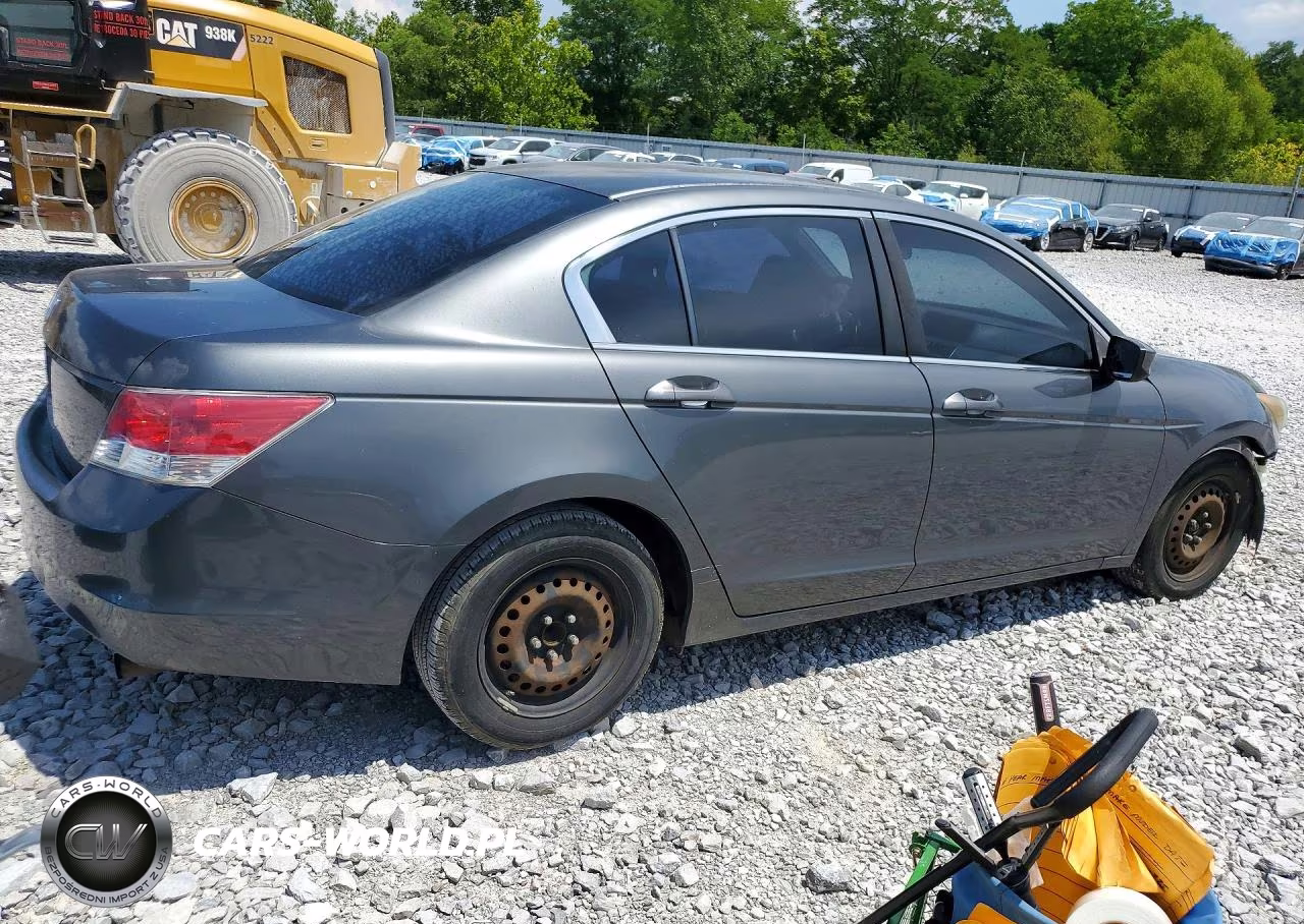 2008 Honda Accord Lx VIN:1HGCP26358A077136 - 3