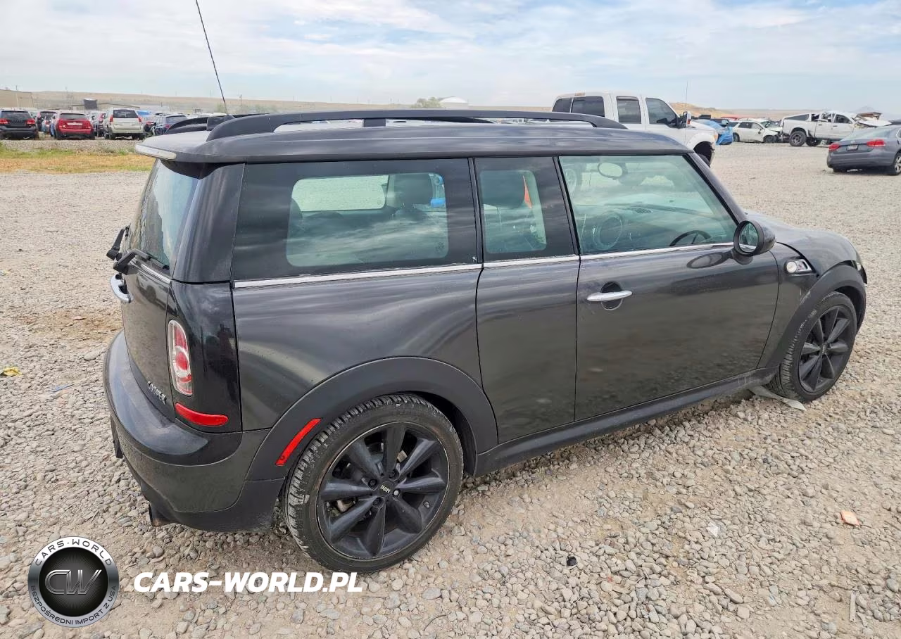 2011 Mini Cooper S Clubman VIN:WMWZG3C5XBTY36876 - 3