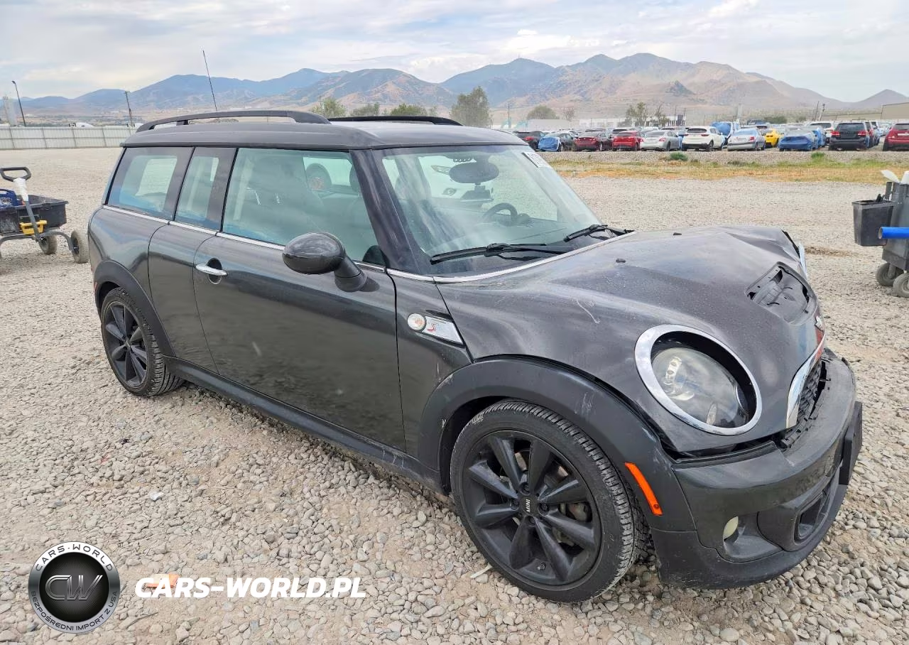 2011 Mini Cooper S Clubman VIN:WMWZG3C5XBTY36876 - 4