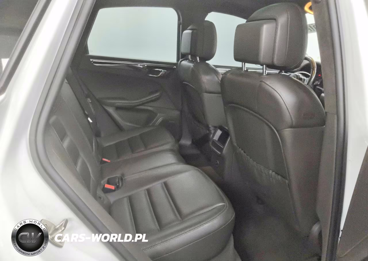 2015 Porsche Macan Turbo VIN:WP1AF2A5XFLB96799 - 11