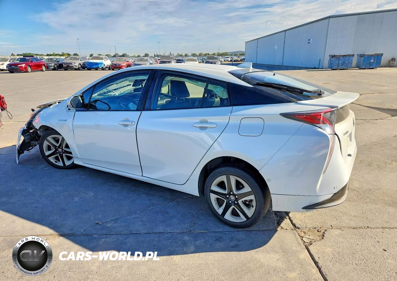 2016 Toyota Prius Four Touring VIN:JTDKARFU0G3008516 - 2