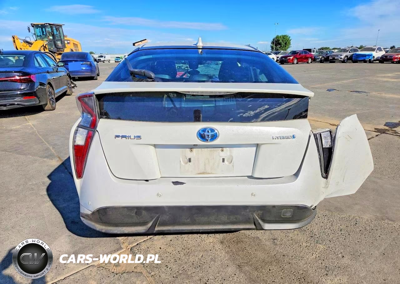 2016 Toyota Prius Four Touring VIN:JTDKARFU0G3008516 - 6