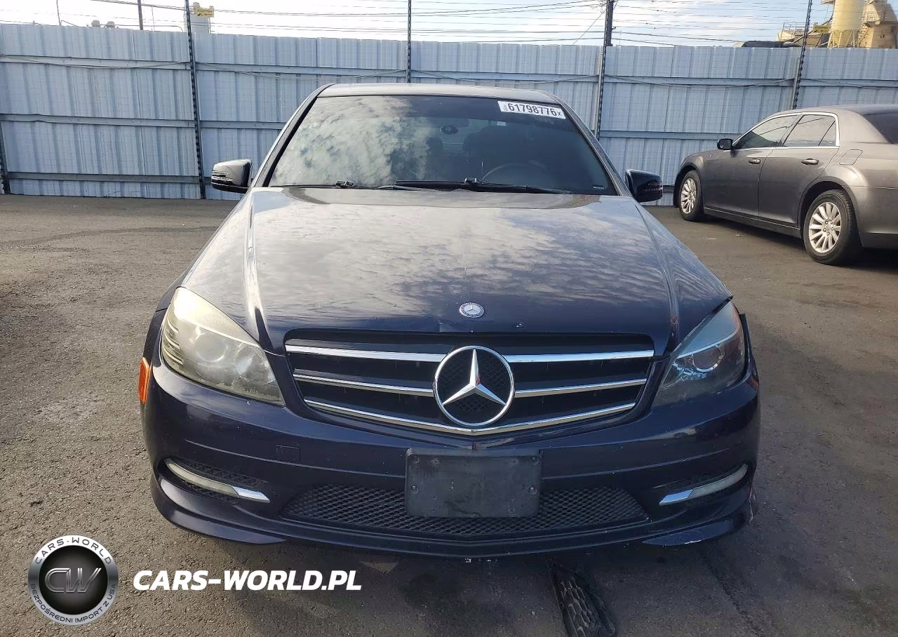 2011 Mercedes-Benz C 300 VIN:WDDGF5EB4BA445459 - 5