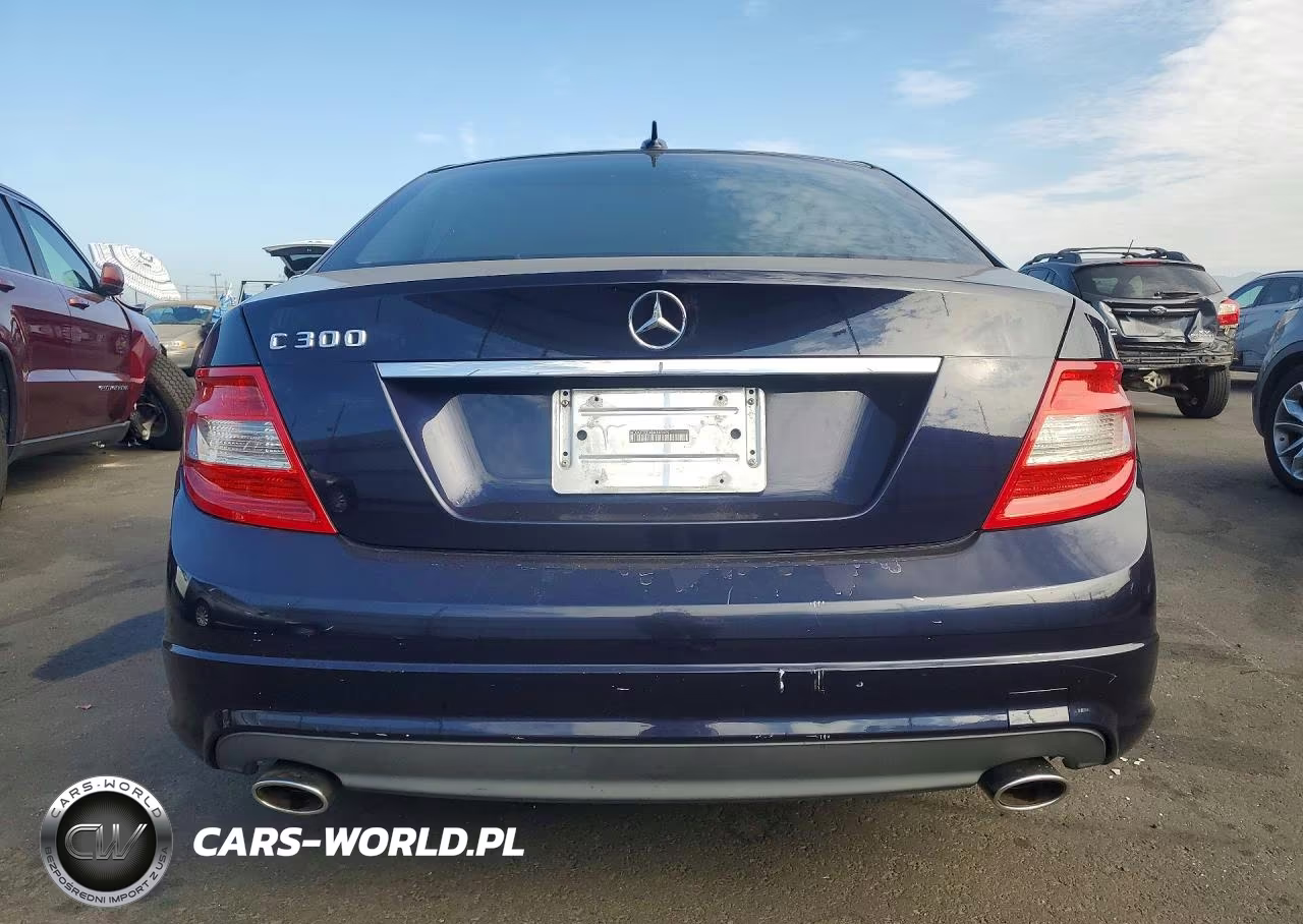 2011 Mercedes-Benz C 300 VIN:WDDGF5EB4BA445459 - 6