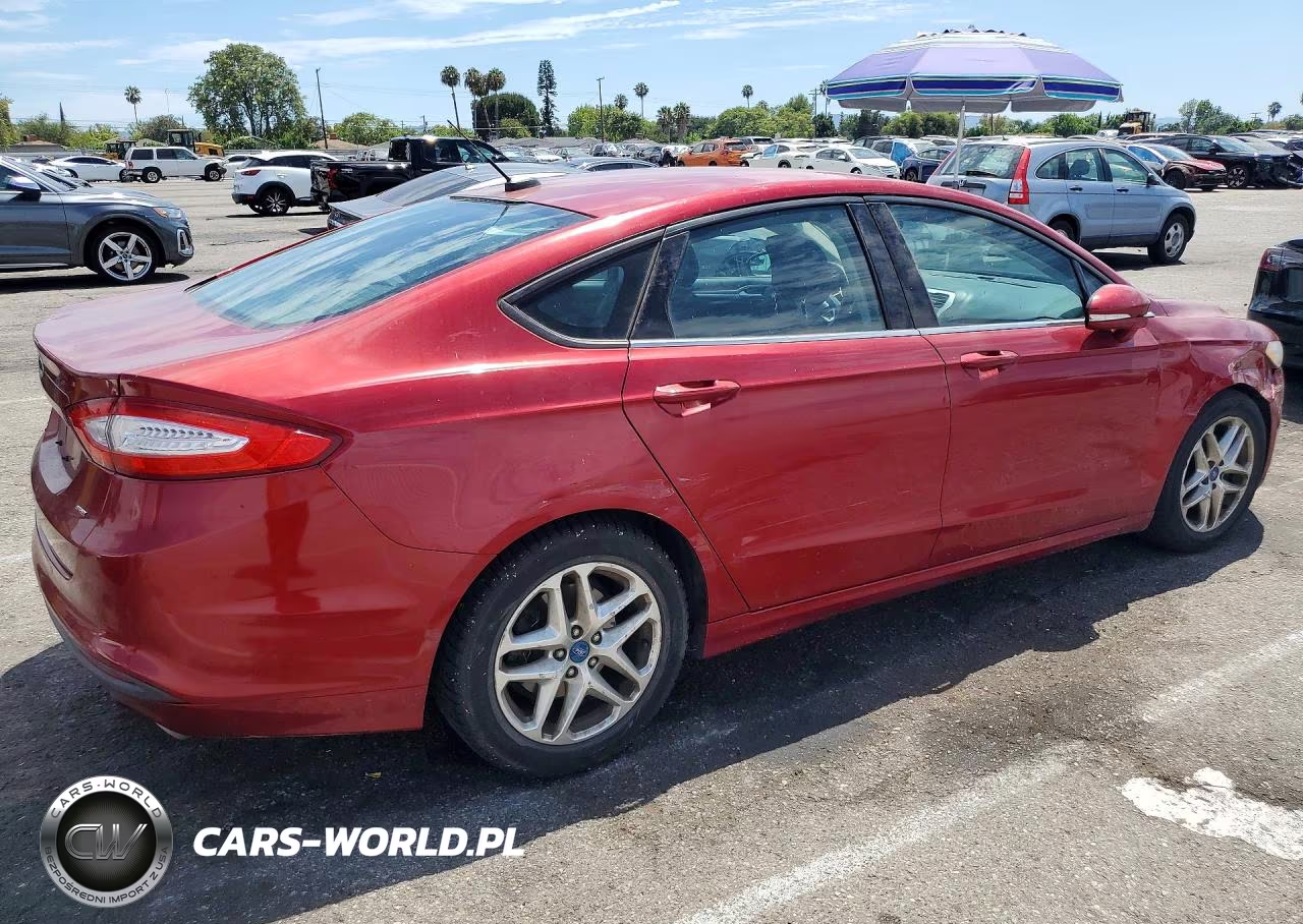 2013 Ford Fusion Se VIN:3FA6P0H72DR143163 - 3