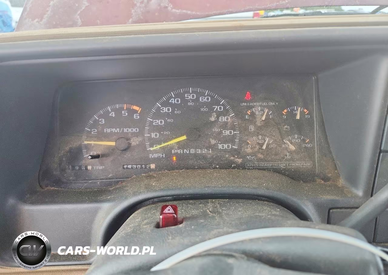 1996 GMC Sierra C1500 VIN:2GTEC19MXT1557855 - 9