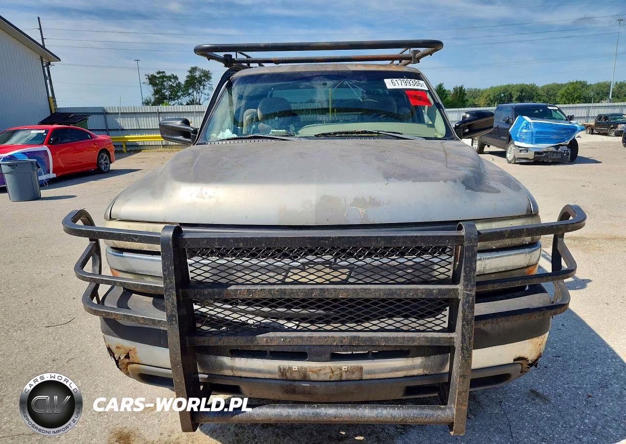 2001 Chevrolet Silverado C2500 Heavy Duty VIN:1GCHC29U51E290459 - 5