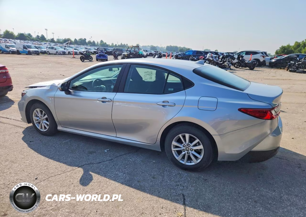 2026 Toyota Camry Le VIN:4T1DAACK9TU713571 - 2