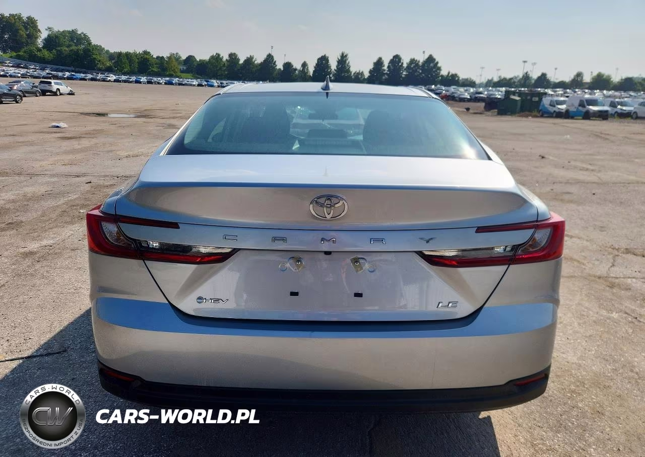 2026 Toyota Camry Le VIN:4T1DAACK9TU713571 - 6