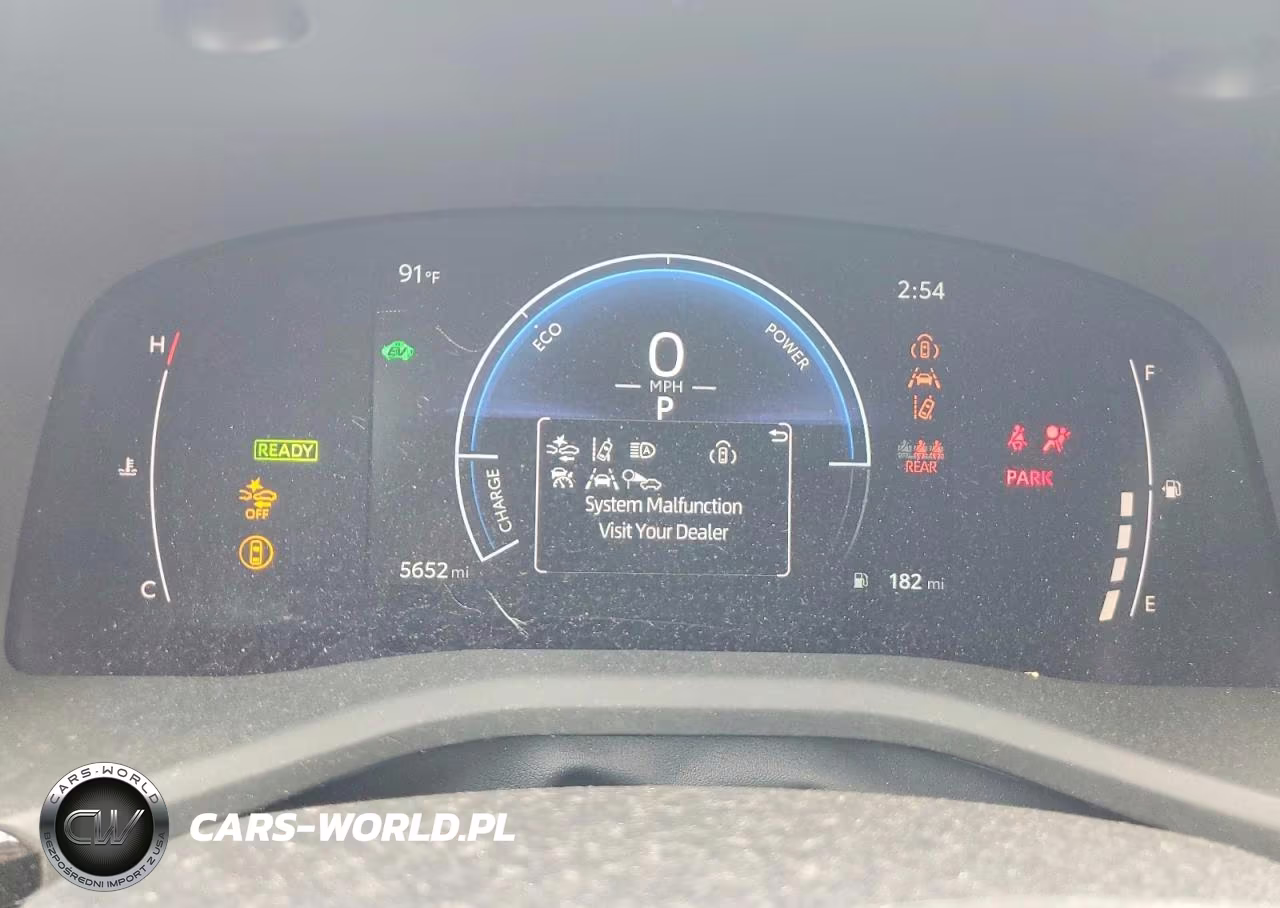 2026 Toyota Camry Le VIN:4T1DAACK9TU713571 - 9