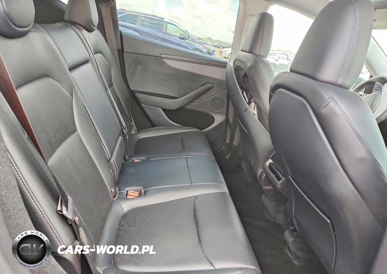 2026 Tesla Model Y VIN:7SAYGDEE3TF373200 - 11