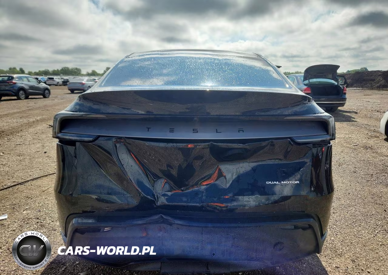 2026 Tesla Model Y VIN:7SAYGDEE3TF373200 - 6