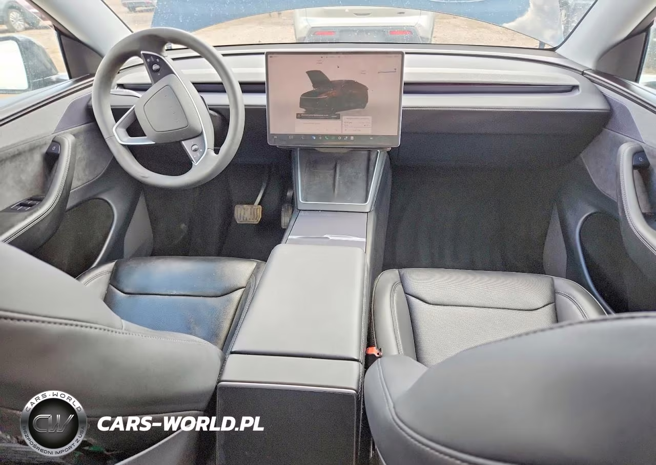 2026 Tesla Model Y VIN:7SAYGDEE3TF373200 - 8