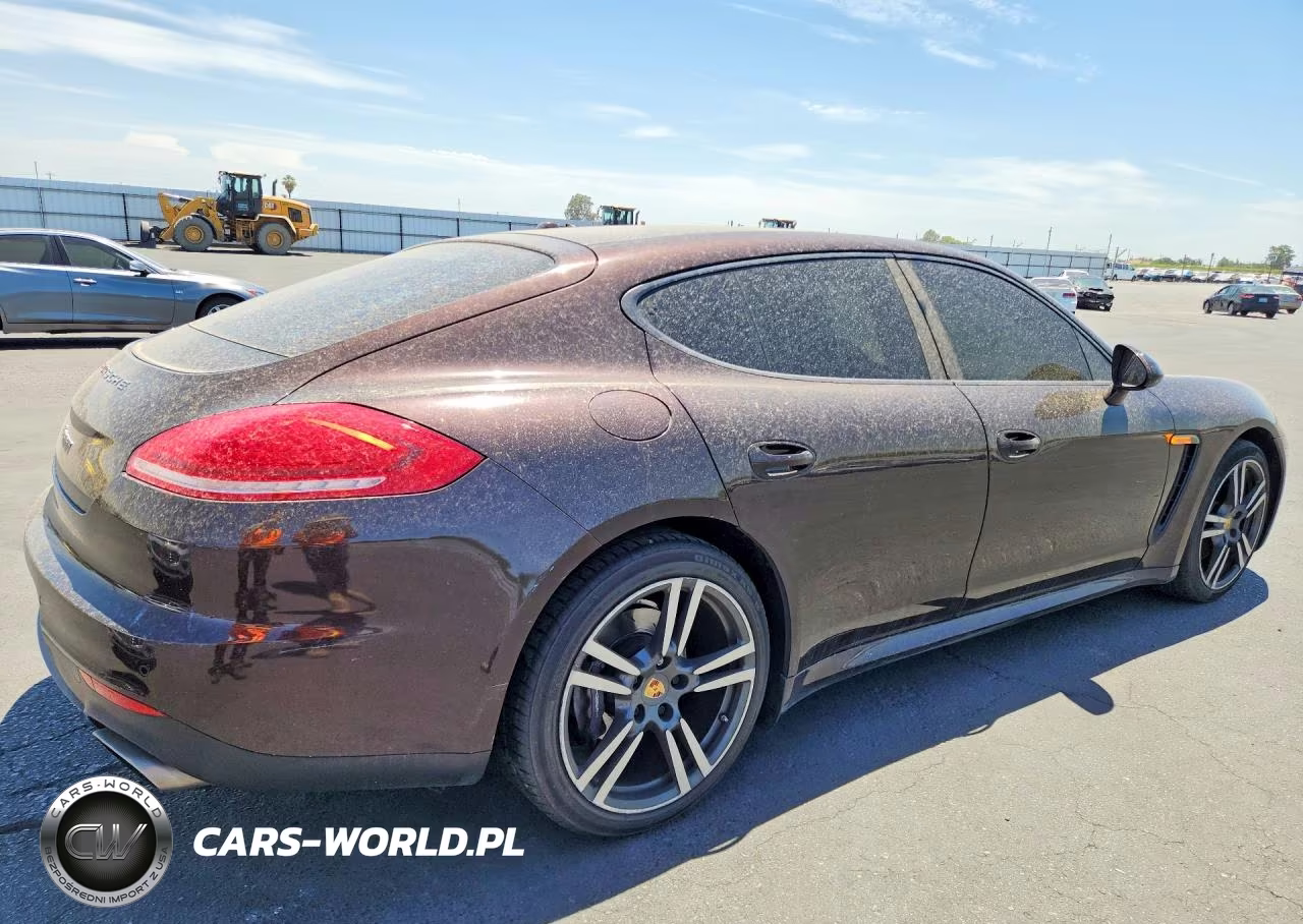2014 Porsche Panamera 4 VIN:WP0AA2A76EL014077 - 3