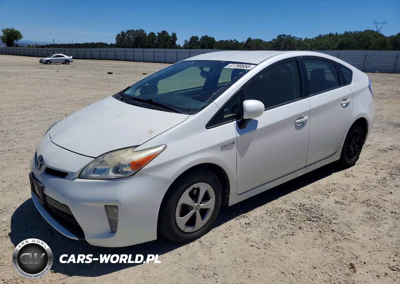 2014 Toyota Prius Two – zdjęcie 1 z 12