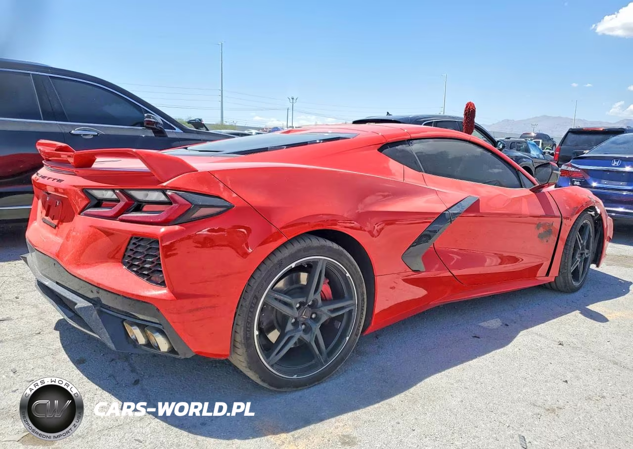 2022 Chevrolet Corvette Stingray 2Lt VIN:1G1YB2D49N5105175 - 3