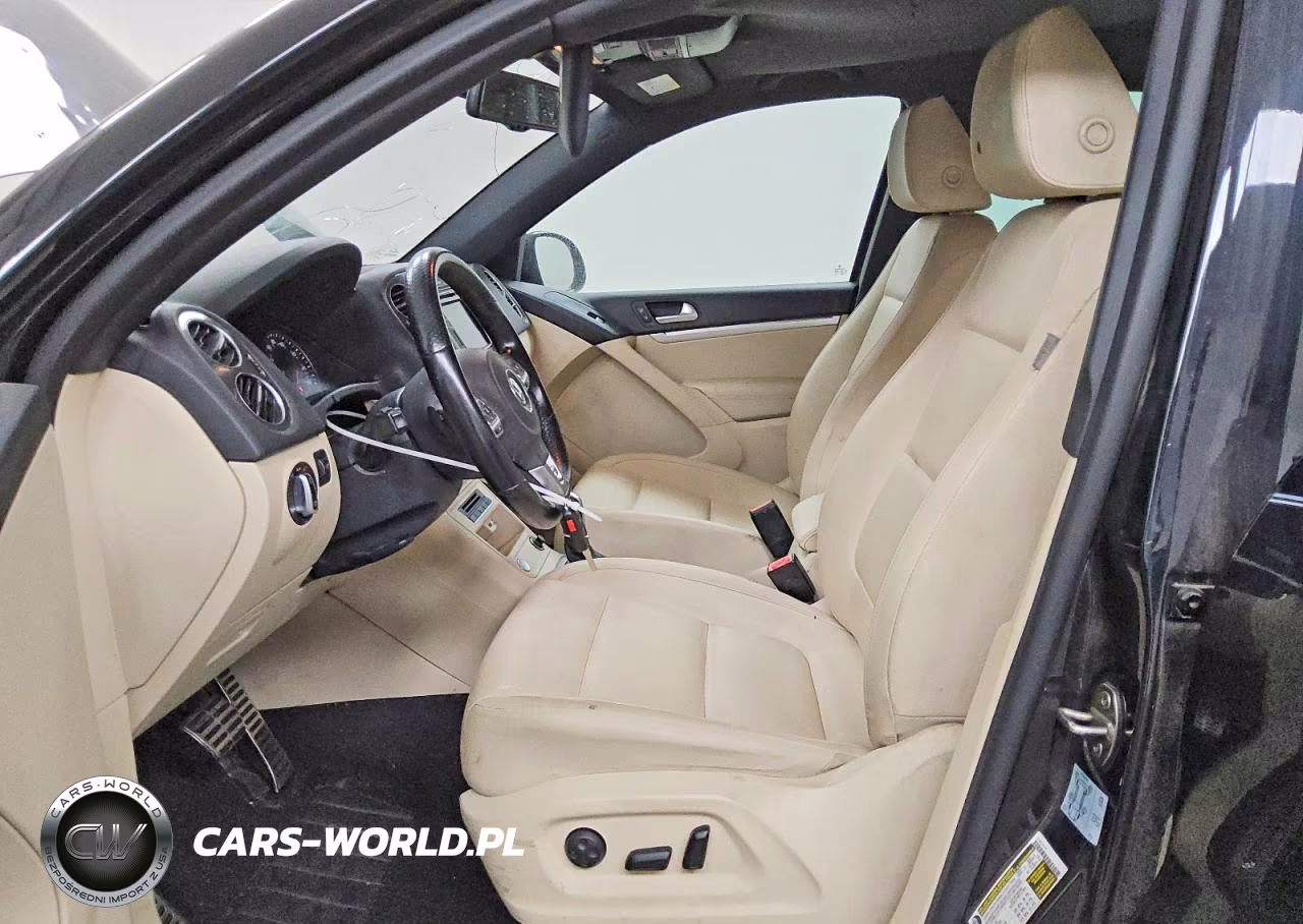 2016 Volkswagen Tiguan S VIN:WVGAV7AX6GW088744 - 7