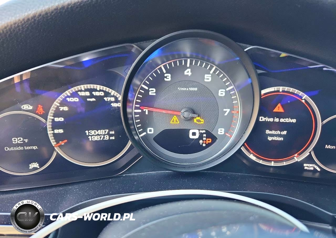 2019 Porsche Cayenne S VIN:WP1AB2AYXKDA63812 - 9