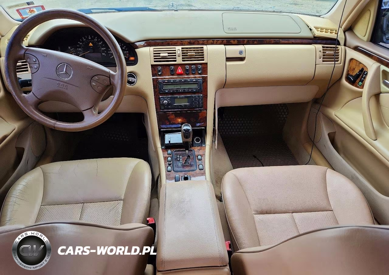 2001 Mercedes-Benz E 320 4Matic VIN:WDBJF82J41X052469 - 8