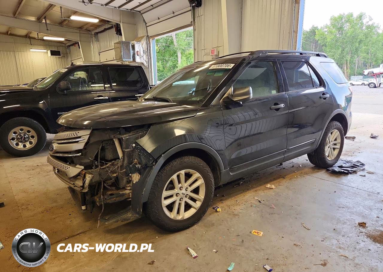 2015 Ford Explorer