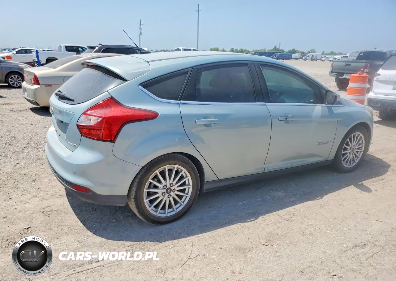 2013 Ford Focus Bev VIN:1FADP3R46DL313083 - 3