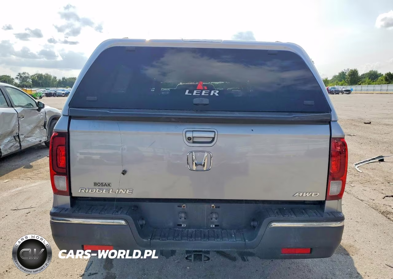 2019 Honda Ridgeline Sport VIN:5FPYK3F17KB047987 - 6