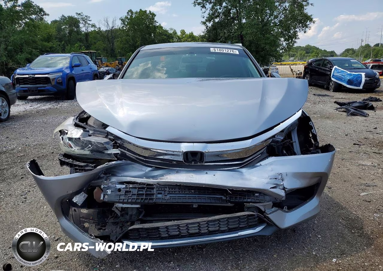 2017 Honda Accord Lx VIN:1HGCR2F30HA293874 - 5