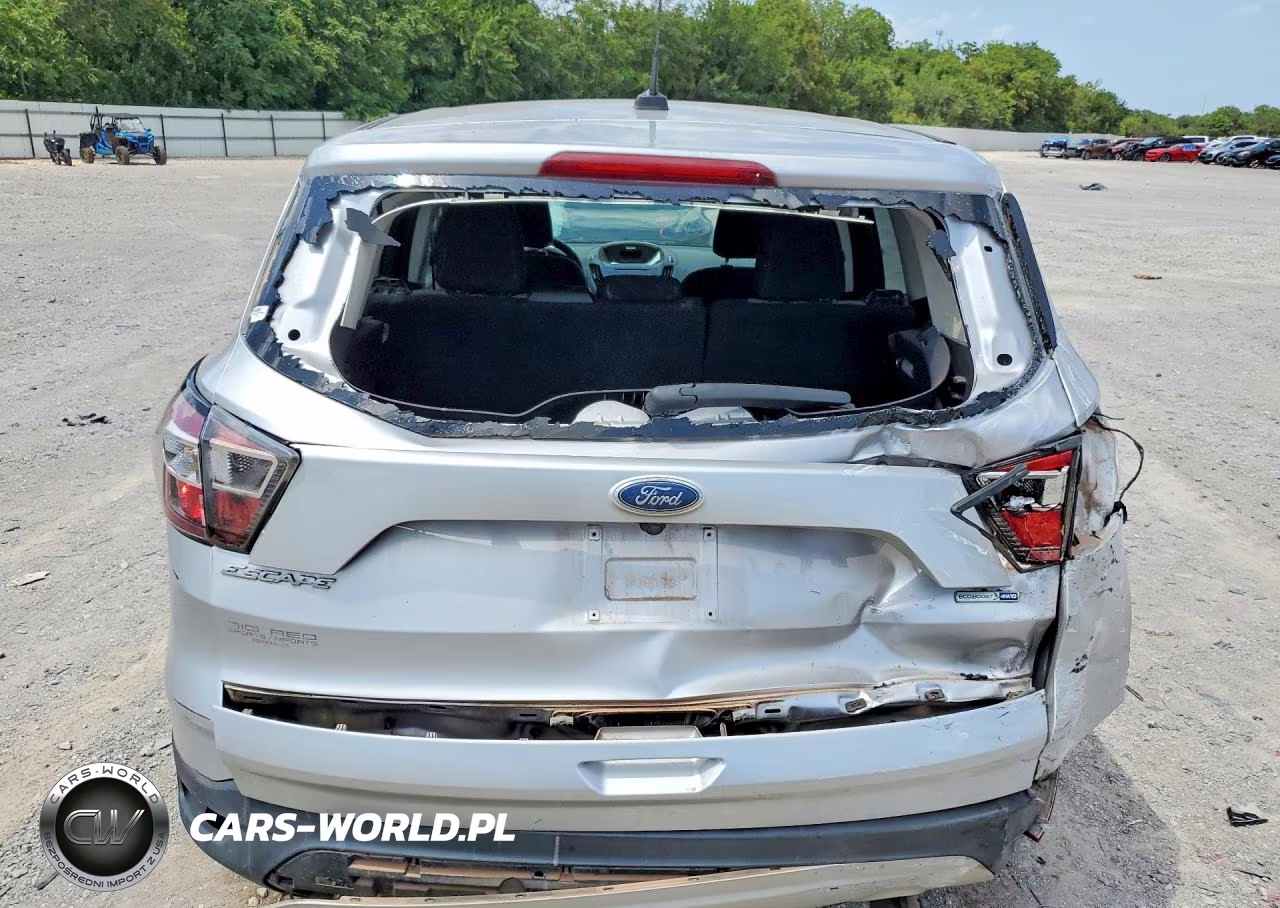 2017 Ford Escape Se VIN:1FMCU9GD1HUB02339 - 6