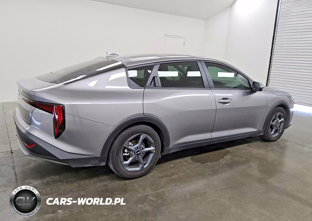 2026 Kia K4 Lxs VIN:3KPFT4DE5TE320442 - 3