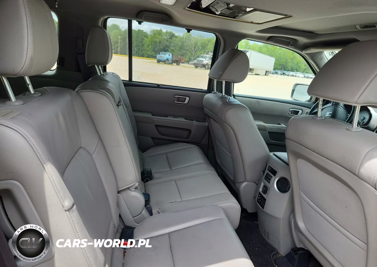 2013 Honda Pilot Touring VIN:5FNYF3H92DB024071 - 11