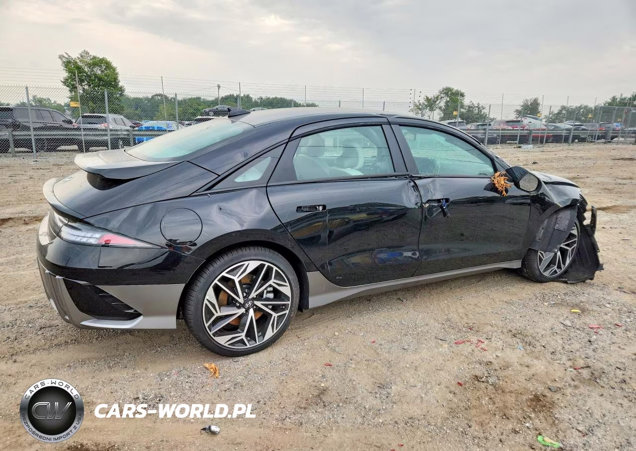 2025 Hyundai Ioniq 6 Sel VIN:KMHM34AA5SA115015 - 3