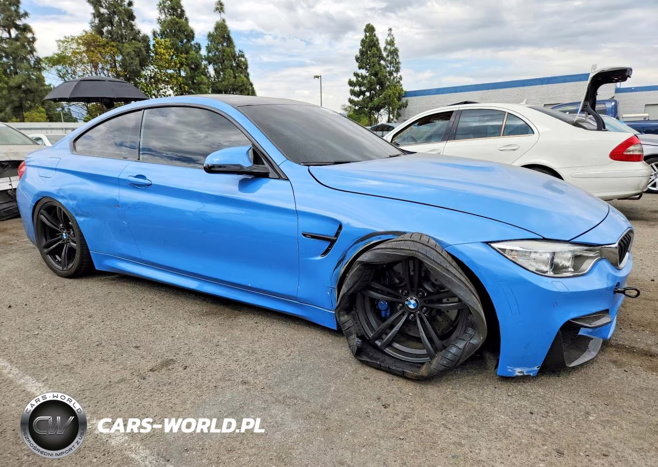 2015 BMW M4 VIN:WBS3R9C55FK329961 - 4
