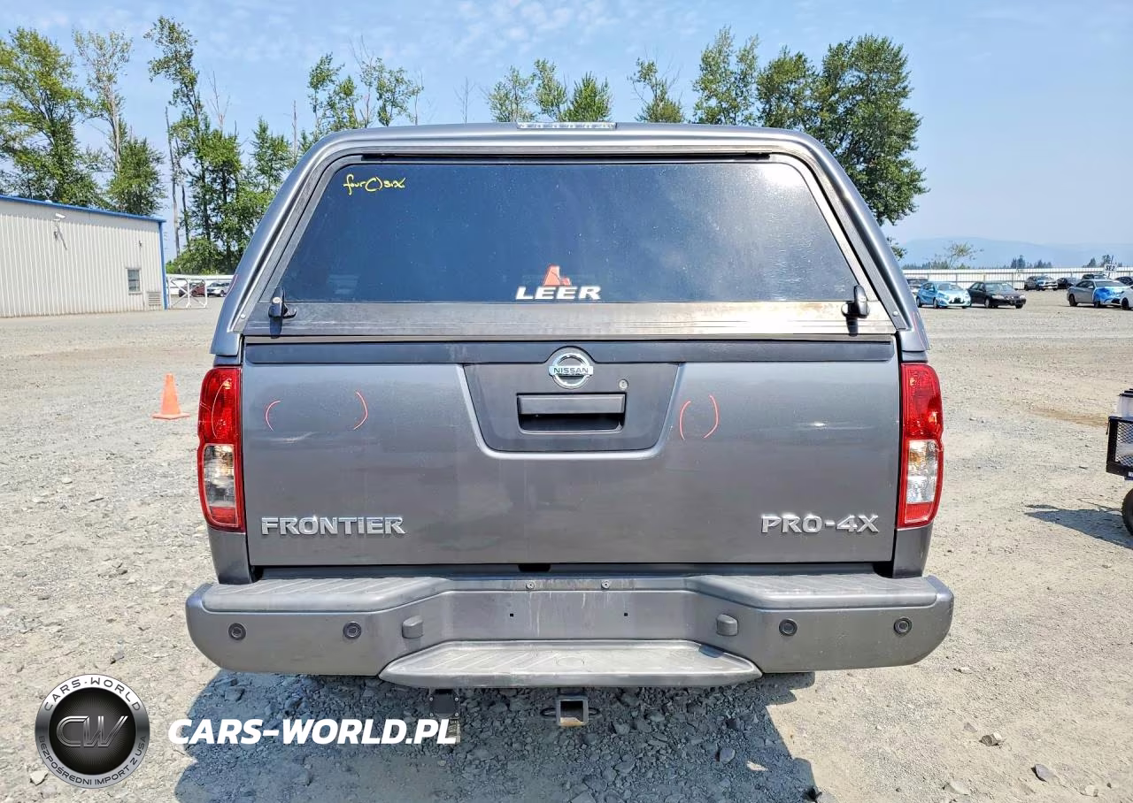 2018 Nissan Frontier Pro-4X VIN:1N6AD0EVXJN729394 - 6