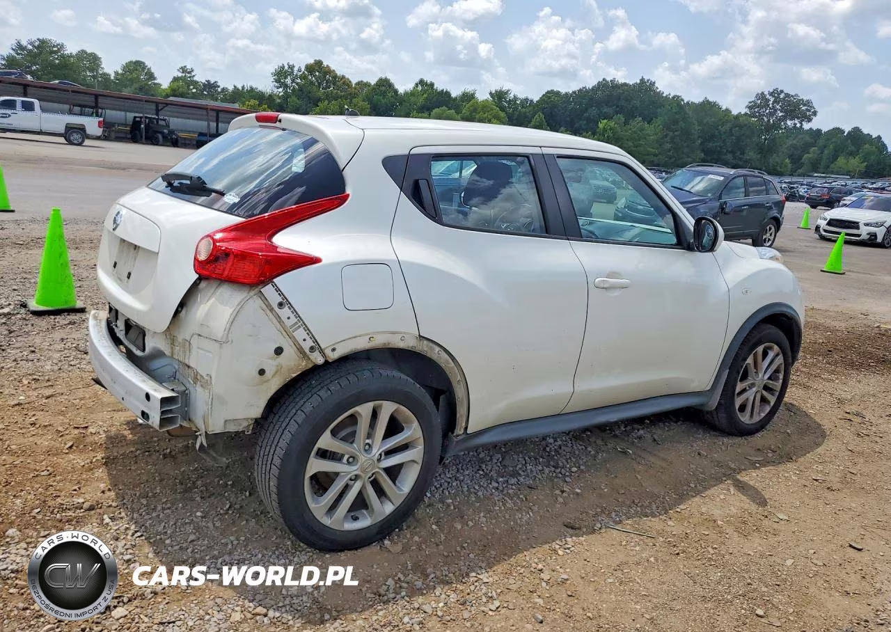 2013 Nissan Juke S VIN:JN8AF5MV1DT219502 - 3