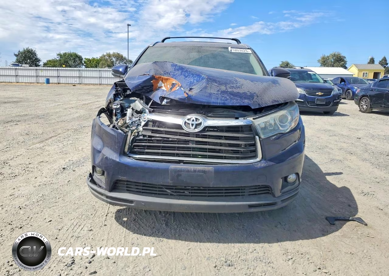 2015 Toyota Highlander Xle VIN:5TDJKRFH6FS104613 - 5