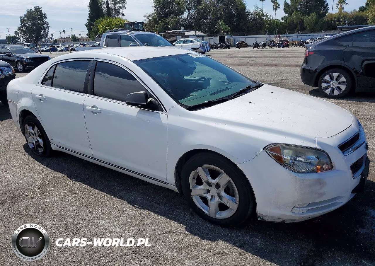2011 Chevrolet Malibu Ls VIN:1G1ZA5E19BF347094 - 4