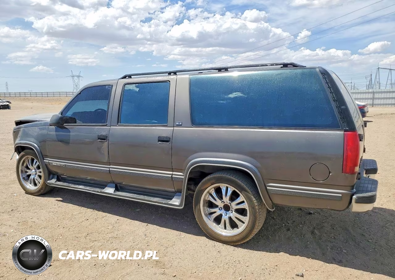 1992 GMC Suburban C1500 VIN:1GKEC16K2NJ728713 - 2
