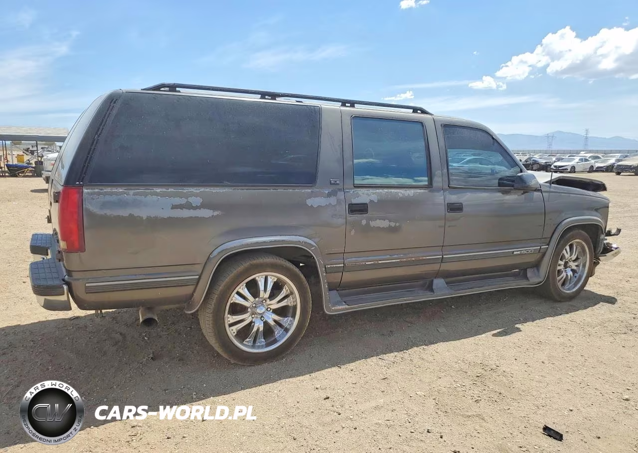 1992 GMC Suburban C1500 VIN:1GKEC16K2NJ728713 - 3