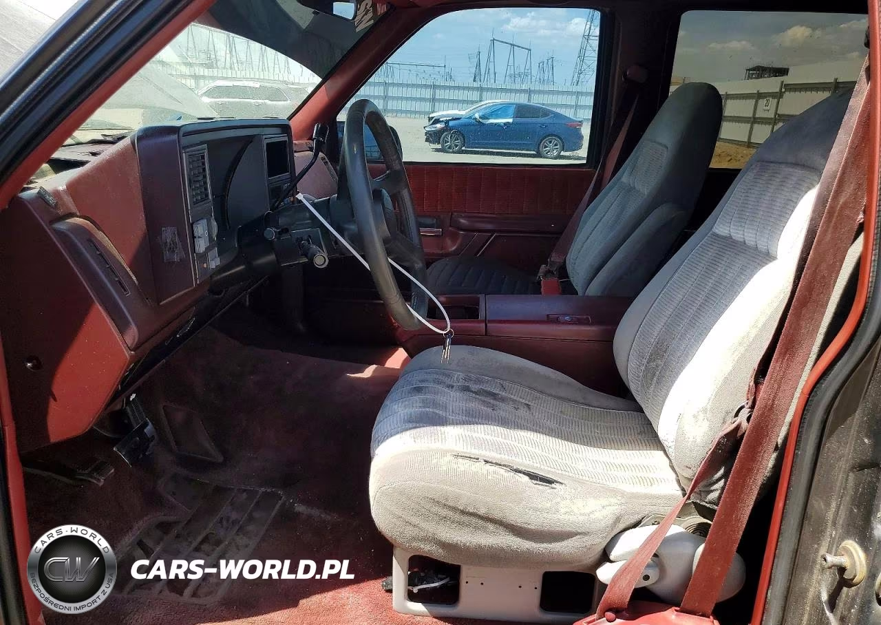 1992 GMC Suburban C1500 VIN:1GKEC16K2NJ728713 - 7