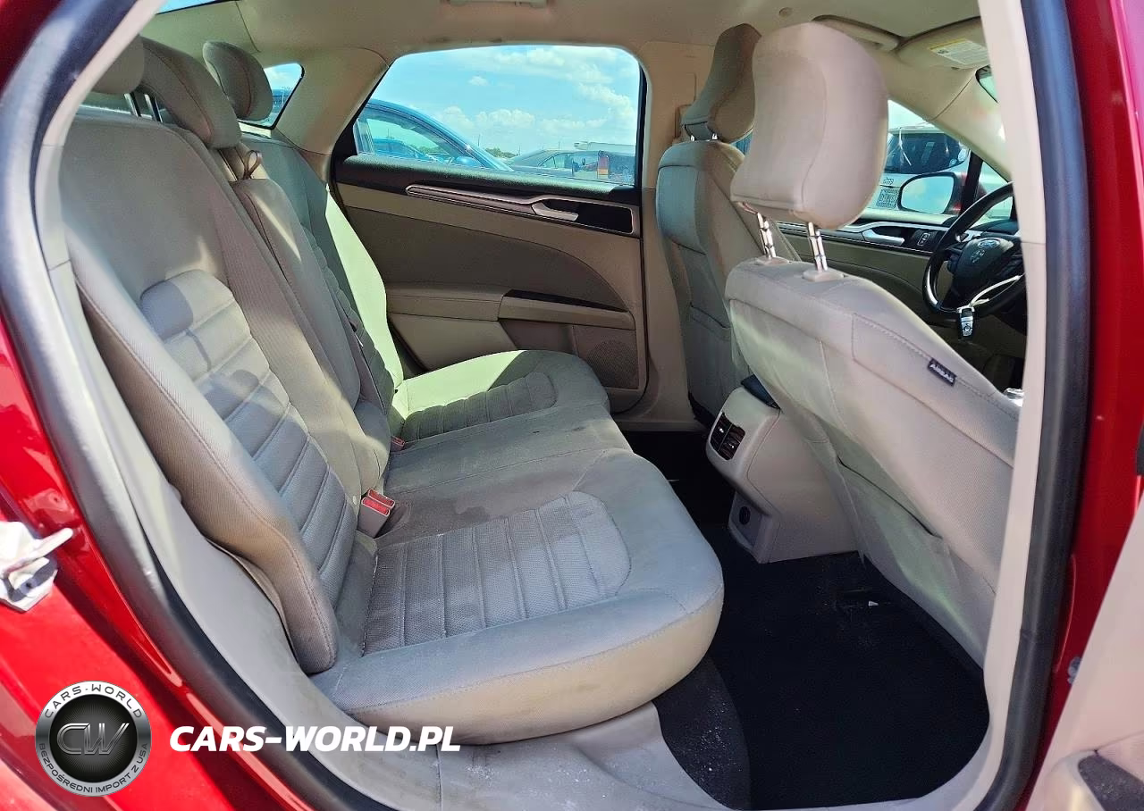 2019 Ford Fusion Se VIN:3FA6P0LU1KR205582 - 10