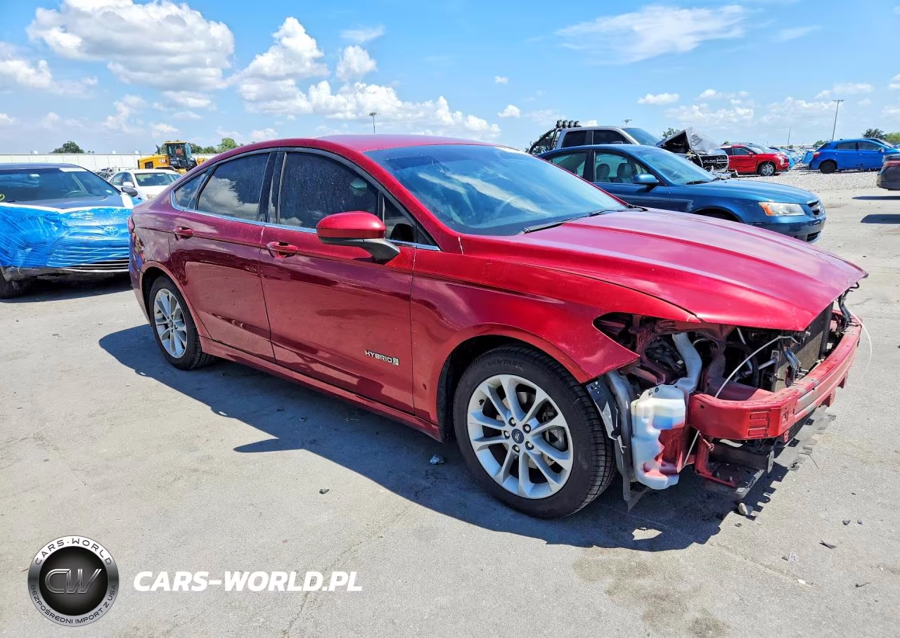 2019 Ford Fusion Se VIN:3FA6P0LU1KR205582 - 4