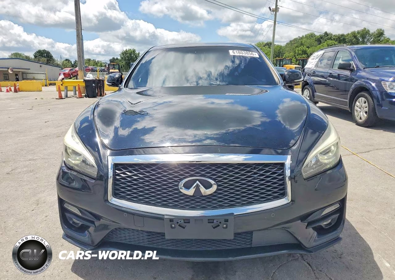 2019 Infiniti Q70 3.7 Luxe VIN:JN1BY1AR0KM585312 - 5