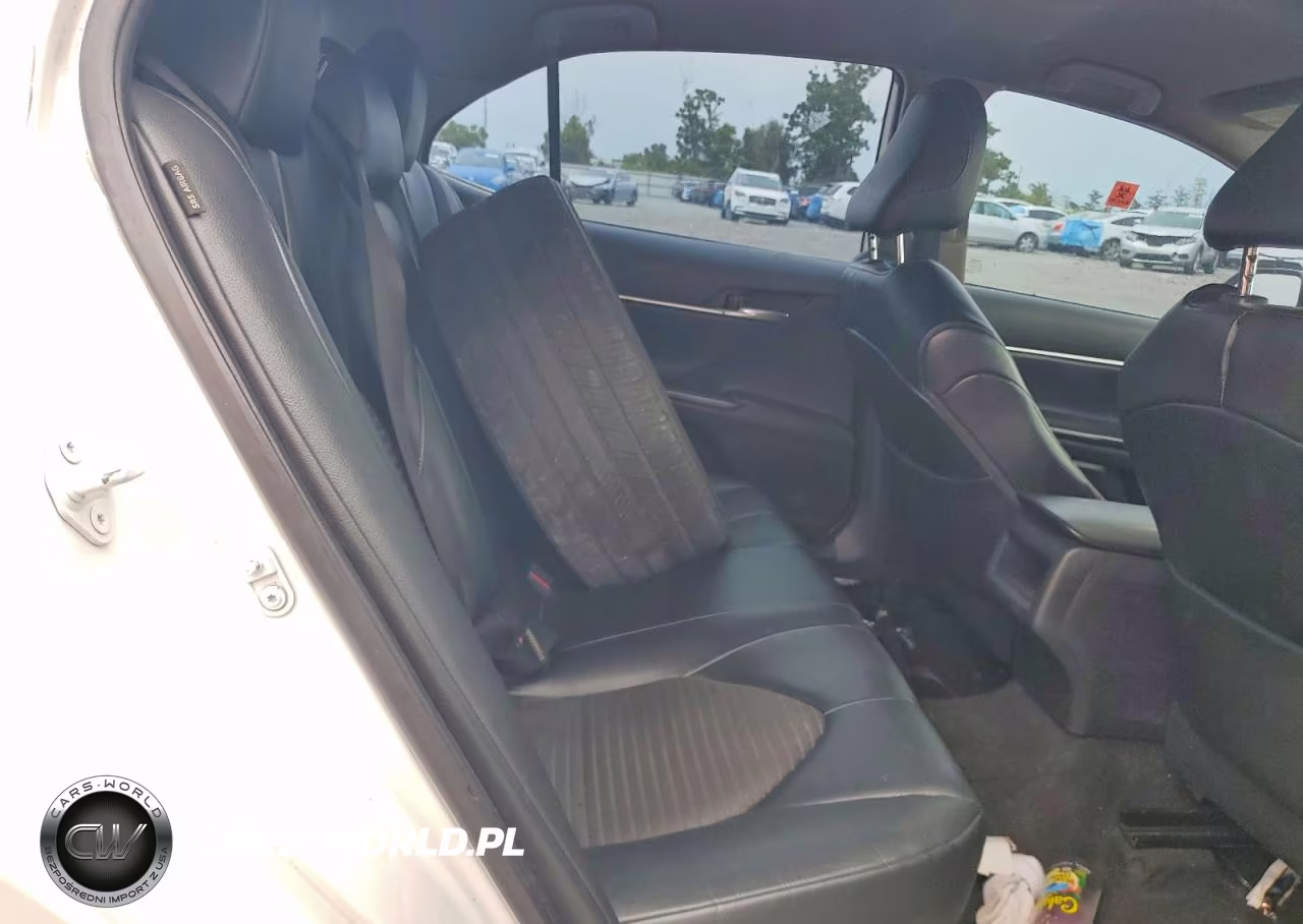 2021 Toyota Camry Se VIN:4T1G11AK1MU530859 - 10