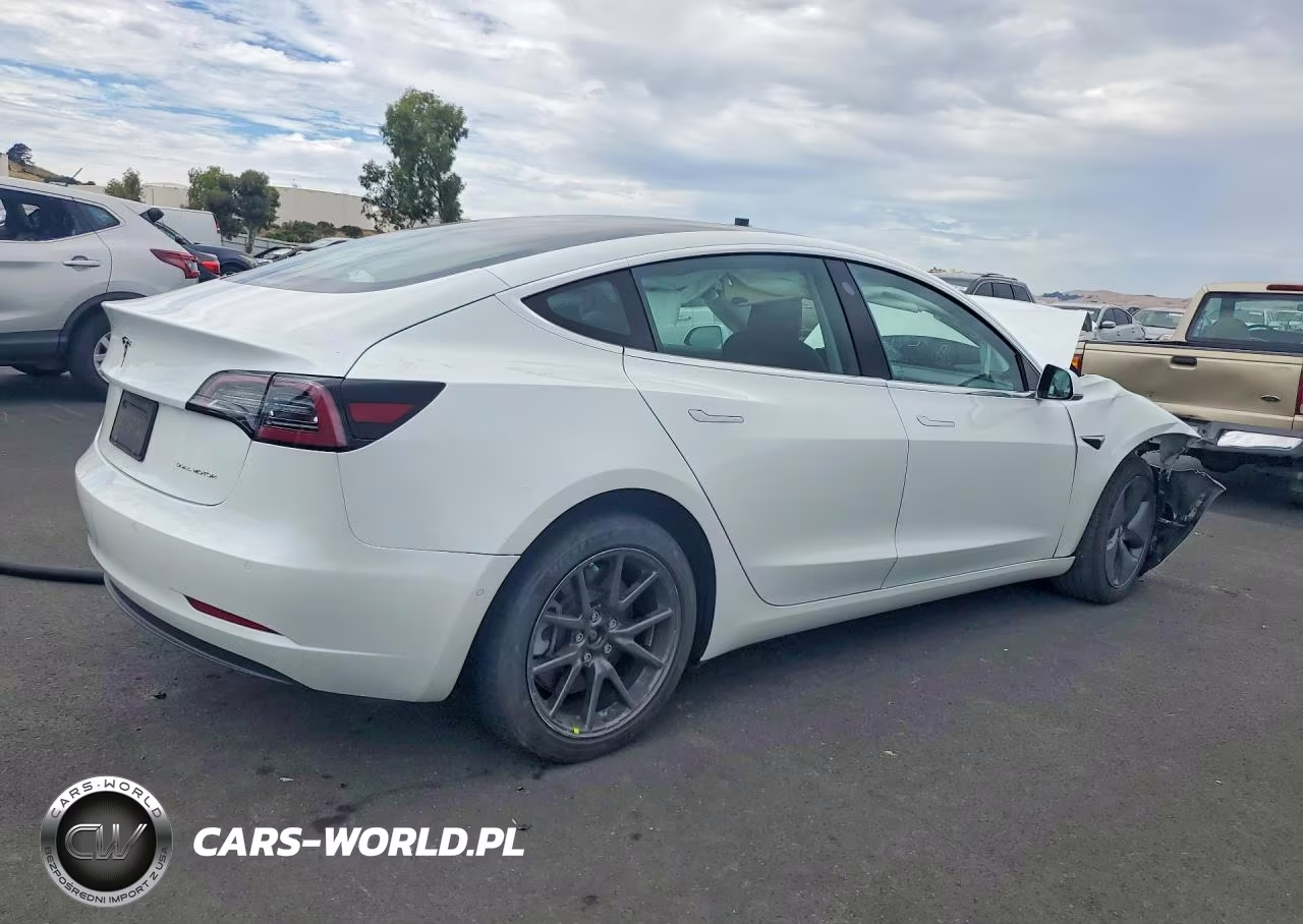 2019 Tesla Model 3 VIN:5YJ3E1EB6KF474814 - 3