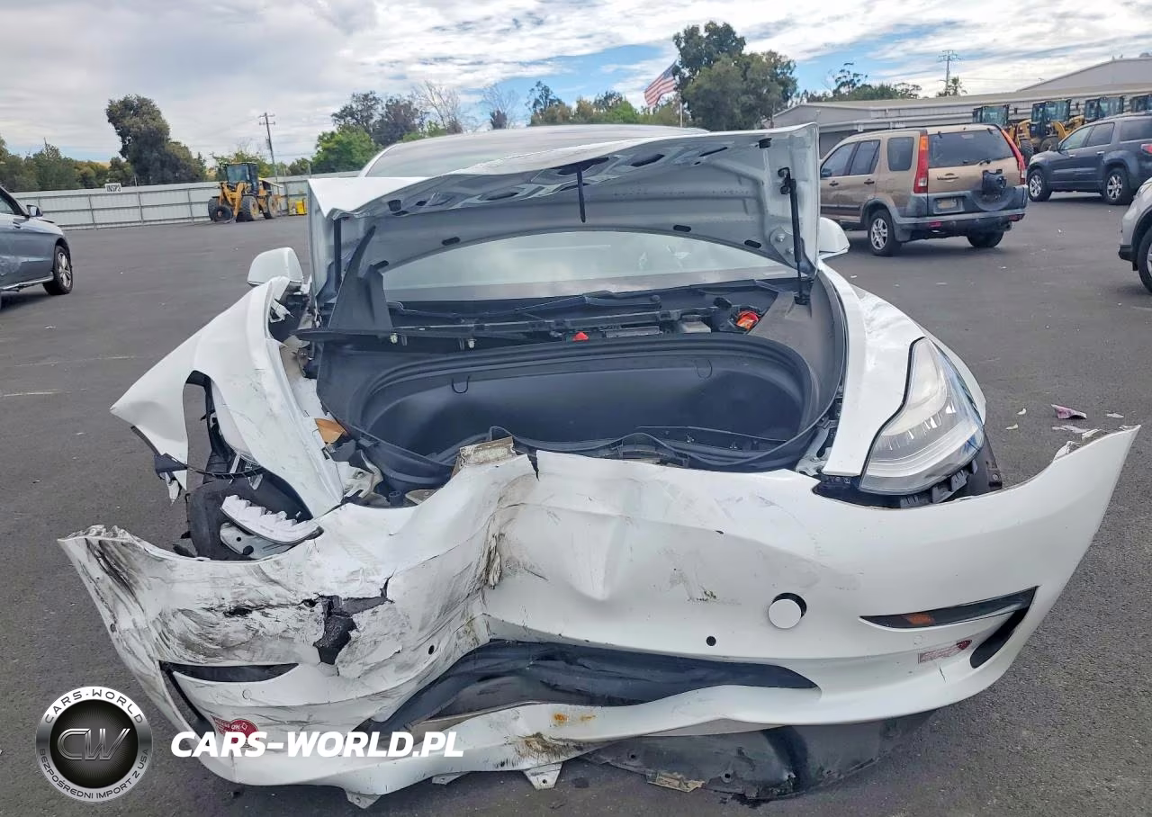 2019 Tesla Model 3 VIN:5YJ3E1EB6KF474814 - 5