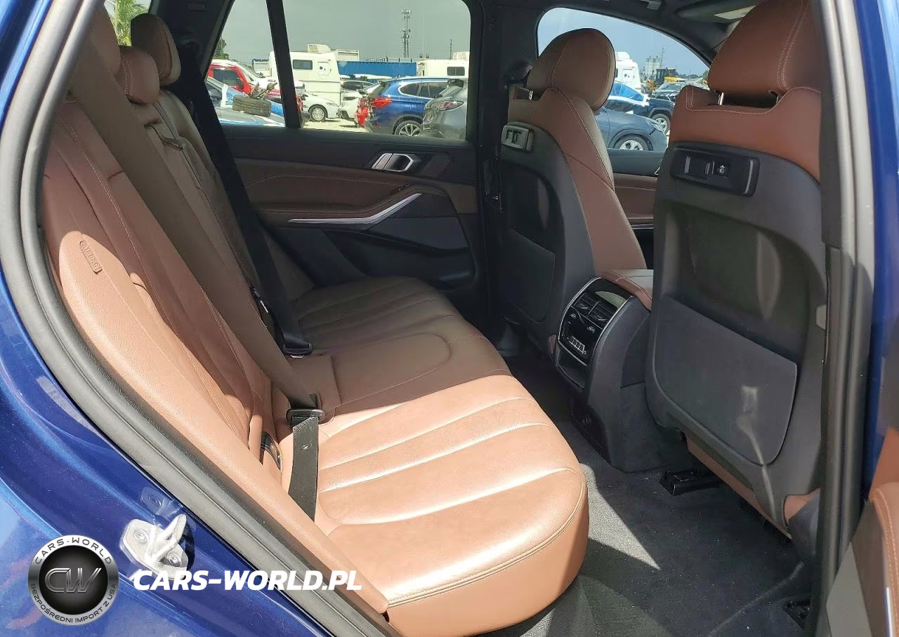 2021 BMW X5 xDrive45E VIN:5UXTA6C09M9E52718 - 10